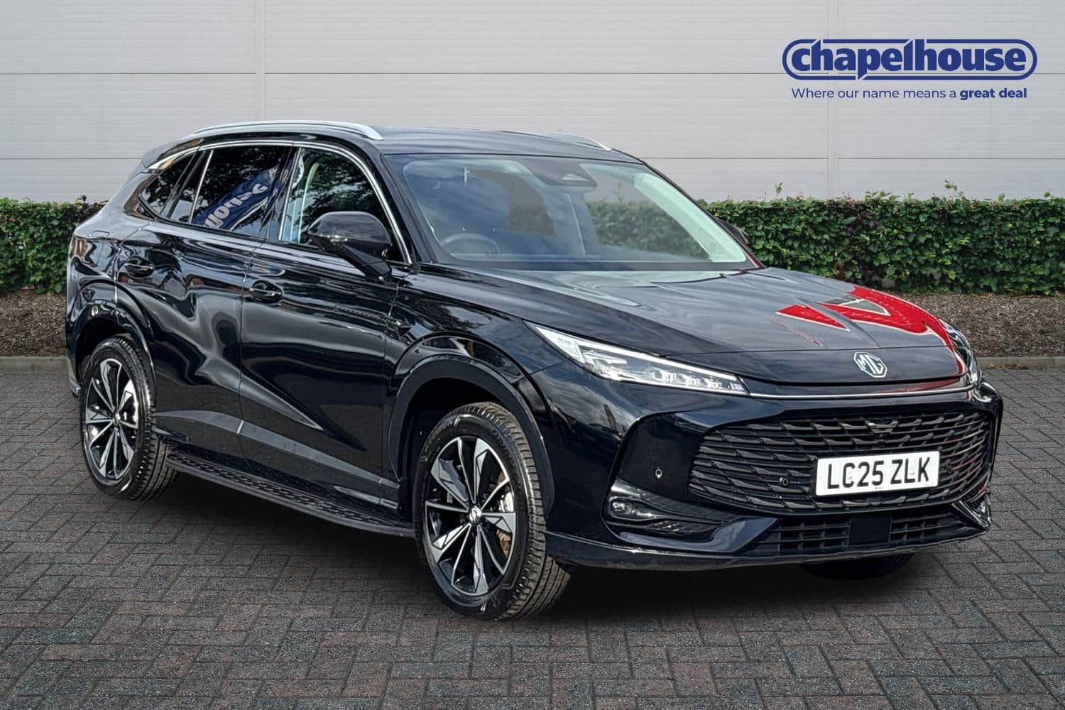 2025 MG HS Plug-in Hybrid