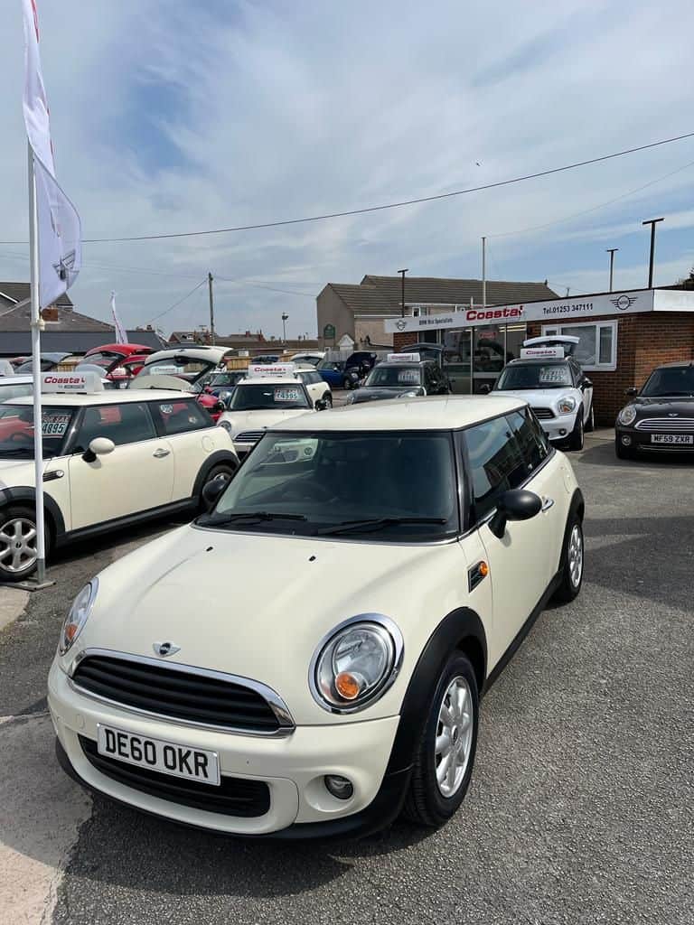 2010 MINI Hatch First