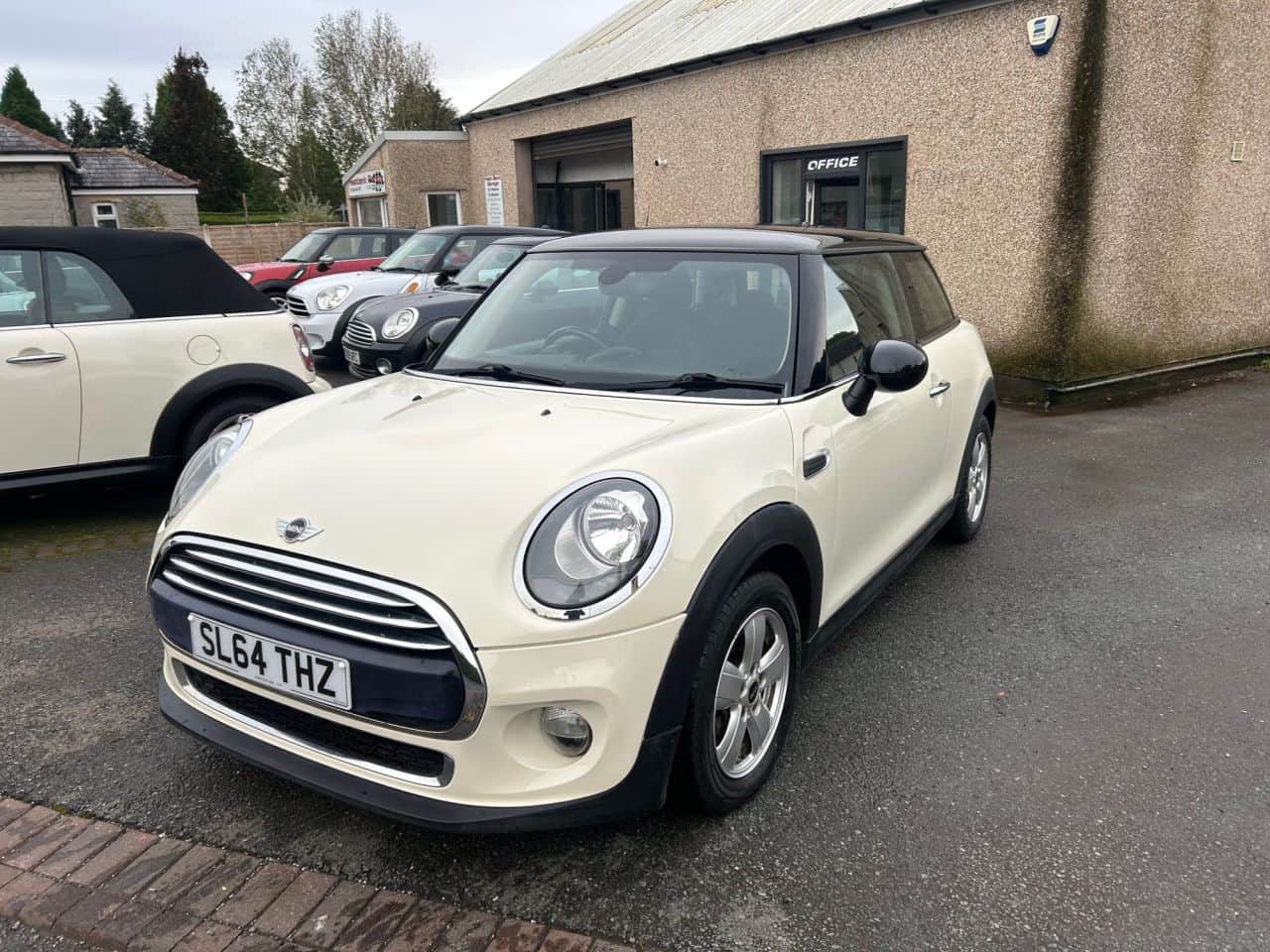 2014 MINI Hatch