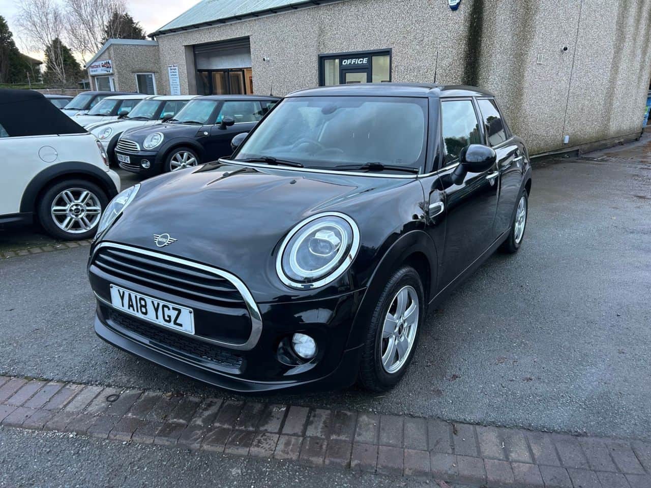 2018 MINI Hatch