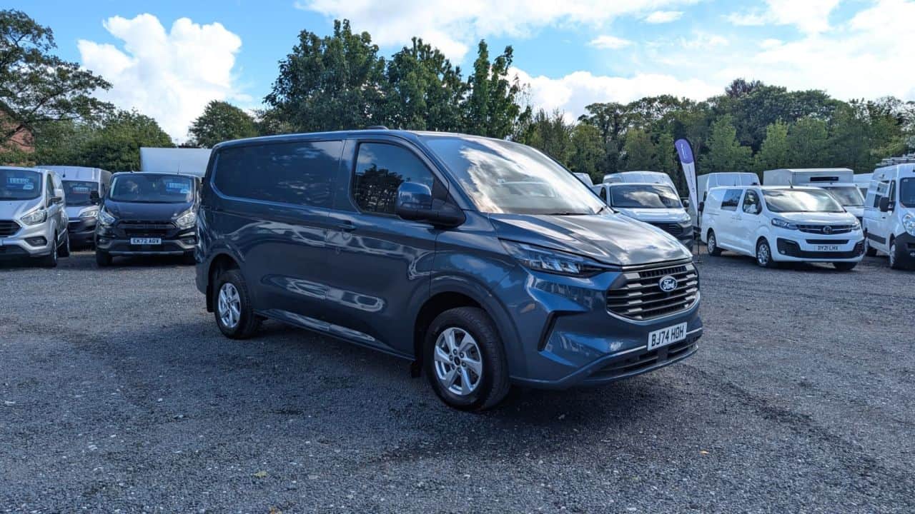 2024 Ford Transit Custom