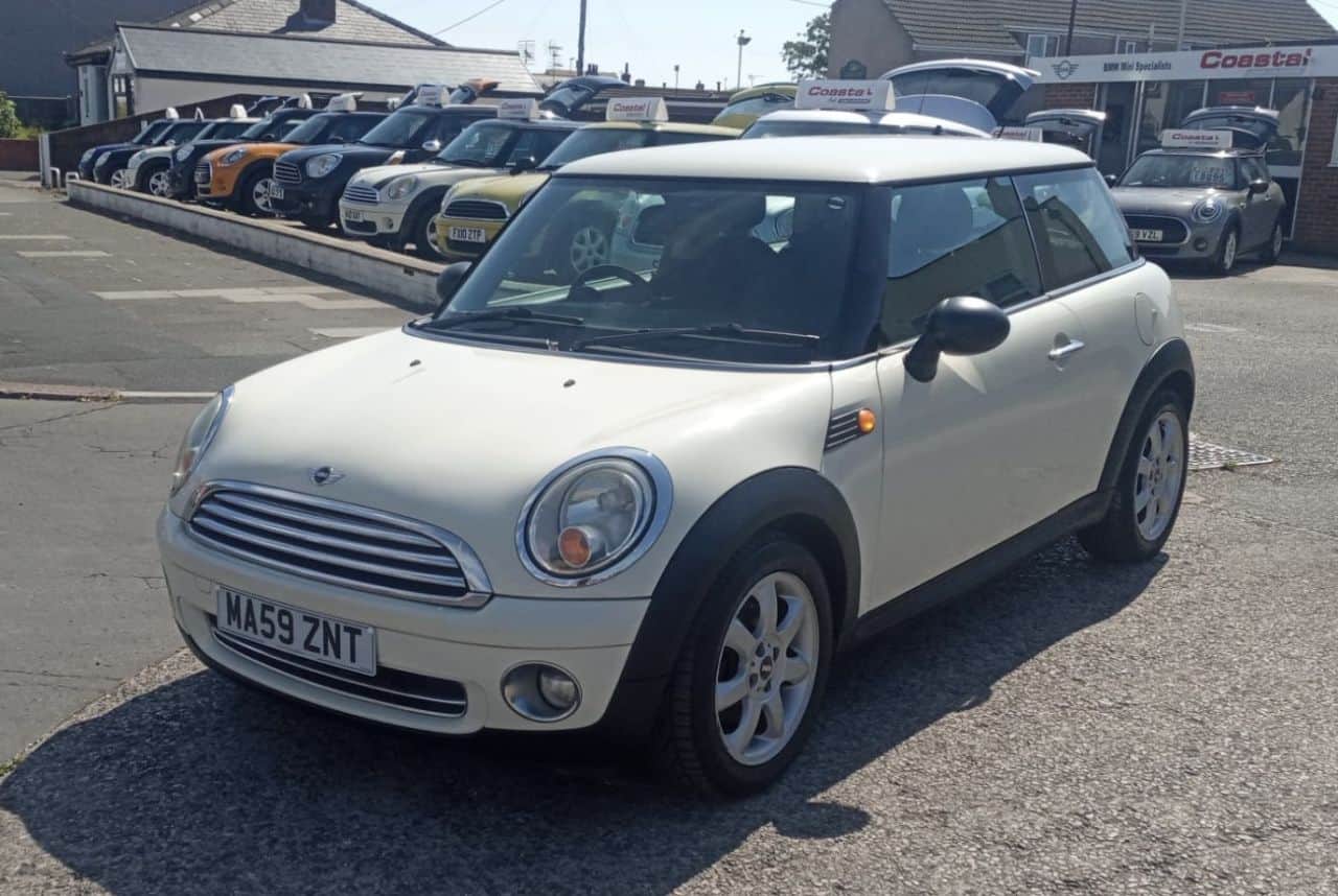 2009 MINI Hatch
