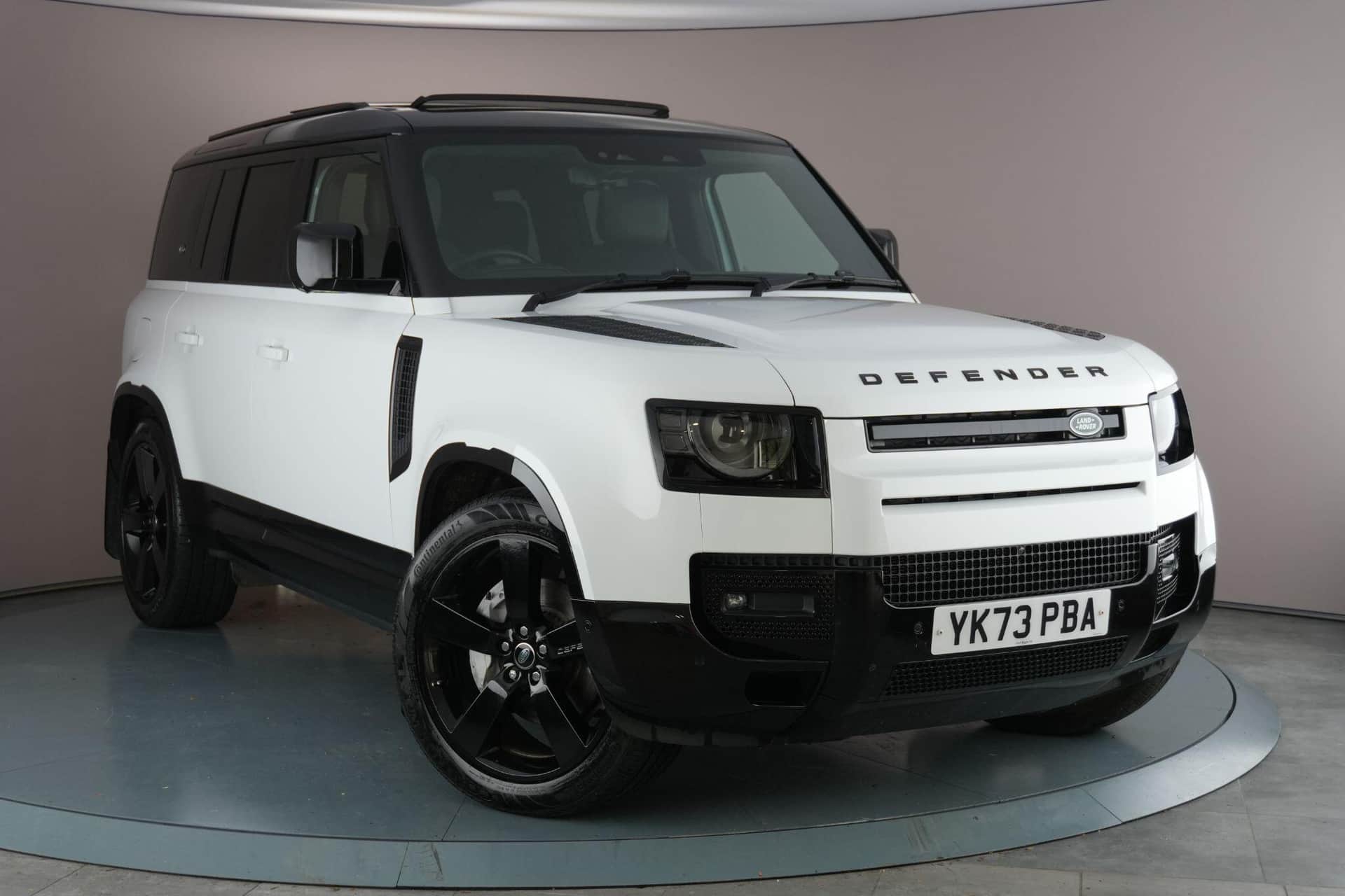 2024 Land Rover Defender 110