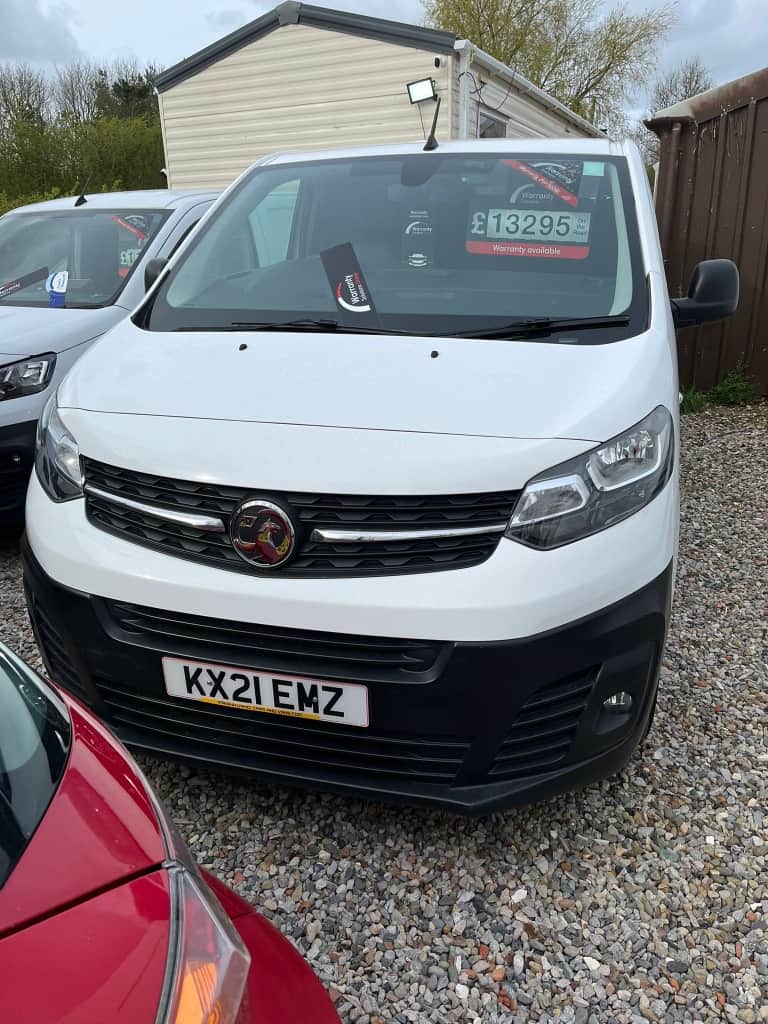 2021 VAUXHALL VIVARO