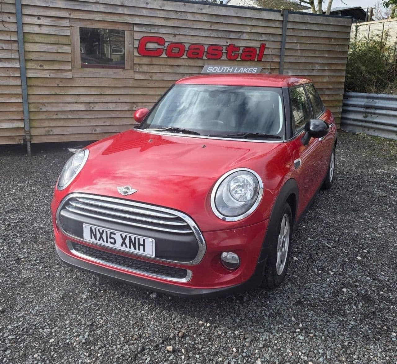 2015 MINI Hatch