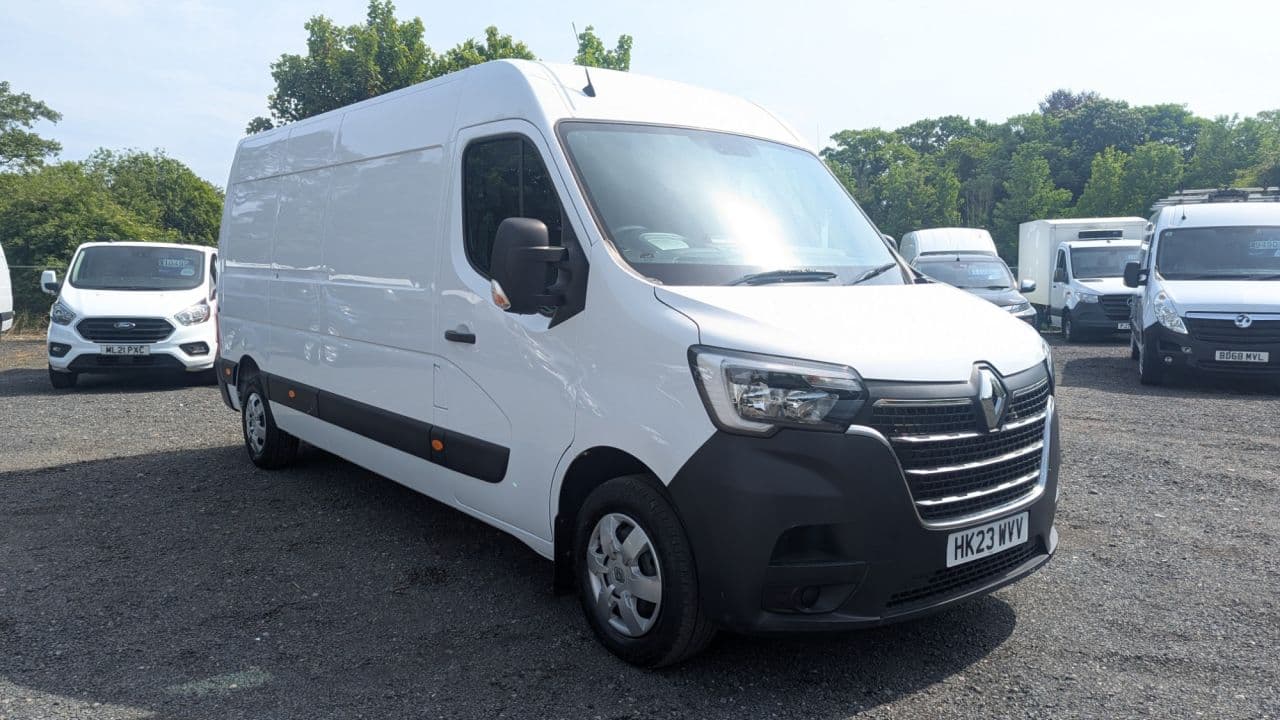 2023 Renault Master